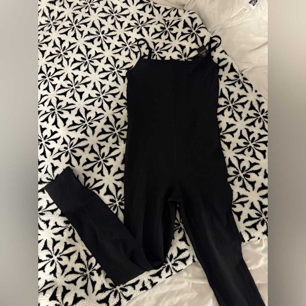 Aritzia Legging Bodysuit